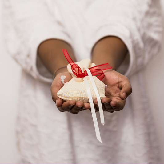 The Art of Giving Jewelry: Tips for Meaningful and Timeless Gifts